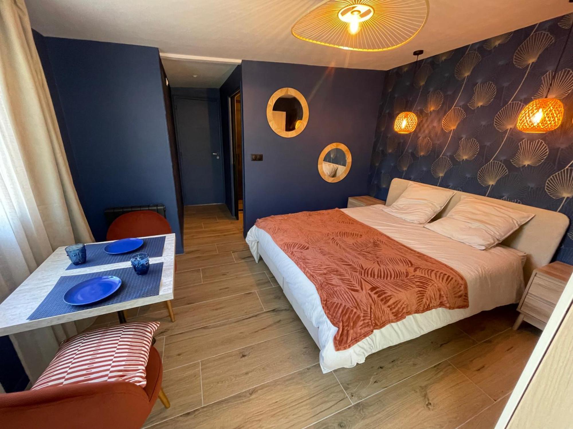 Nuit Bleutee Bed & Breakfast Saint-Malo Bagian luar foto
